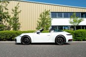 Porsche 911 TARGA 4 PDK. WARRANTY. CRUISE CONTROL. HEATED SEATS. HEATED WHEEL. 2