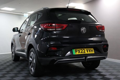 MG ZS TROPHY 29