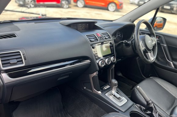 Subaru Forester I XE PREMIUM 26