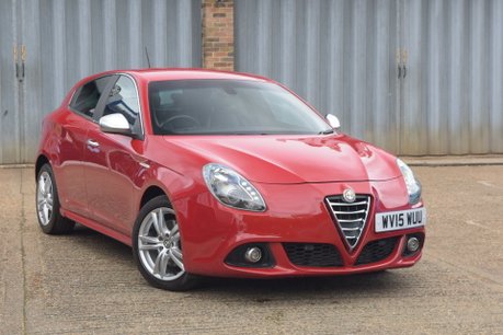Alfa Romeo Giulietta TB MULTIAIR EXCLUSIVE TCT 1