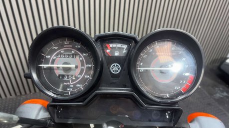 Yamaha YBR 125 2013 36K RUNNING PROJECT BIKE SPARES OR REPAIR 125CC LEARNER 19