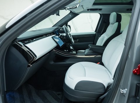 Land Rover Range Rover Sport P550e AUTOBIOGRAPHY 19