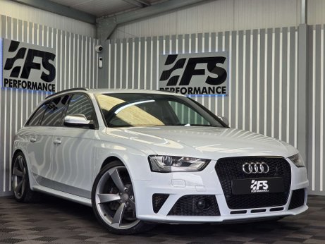 Audi RS4 4.2 FSI V8 Estate 5dr Petrol S Tronic quattro Euro 5 (450 ps) 45