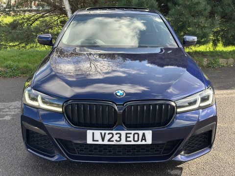 BMW 5 Series 3.0 530d MHT M Sport Steptronic xDrive Euro 6 (s/s) 4dr 9