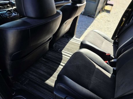 Toyota Estima Auto+Petrol+LowMiles+7Seater 26
