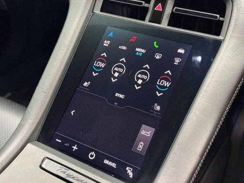 Porsche Taycan Performance Plus 93.4kWh Turbo Cross Turismo 5dr Electric Auto 4WD (680 ps) 66