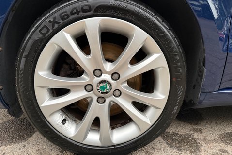Skoda Superb SE PLUS TDI CR DSG - 2 OWNERS - 14 SERVICES - NEW MOT 55