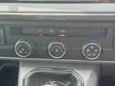 Volkswagen Transporter Crew Cab [SOLD MT] SWB L1H1 Highline Twin Side Doors SELECT 33