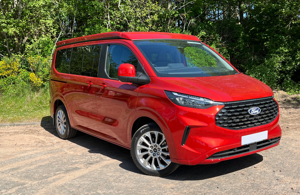 Ford Transit Custom Nugget Titanium Kombi H1 2.0 150ps 