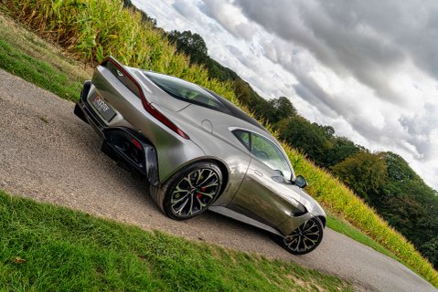 Aston Martin Vantage 4.0 Vantage V8 Auto 3dr 20