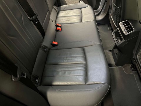 Audi E-Tron e-tron Technik 50 Quattro 4WD 5dr 33