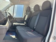 MAN TGE 3.160 Lwb Curtain Side Truck - Air Con / Cruise / 3.5t Towing 3
