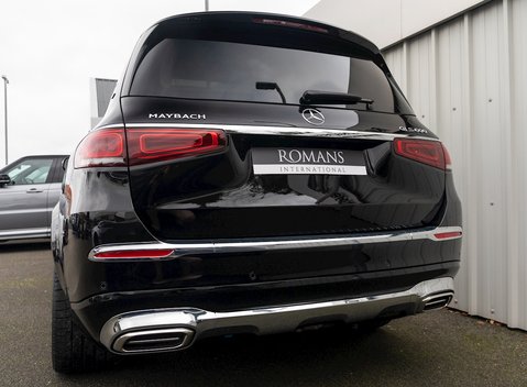 Mercedes-Benz GLS 600 First Class 29