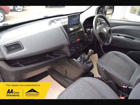 Fiat Doblo 1.2 Doblo SX MultiJet 25