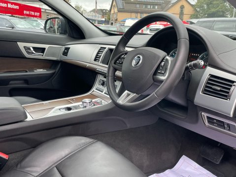 Jaguar XF 2.2d Luxury Auto Euro 5 (s/s) 4dr 16