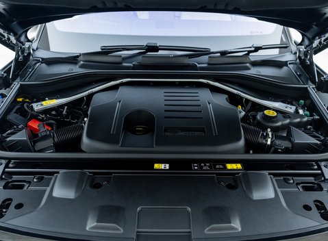 Land Rover Range Rover P510e First Edition 39