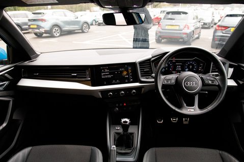Audi A1 SPORTBACK TFSI S LINE 3