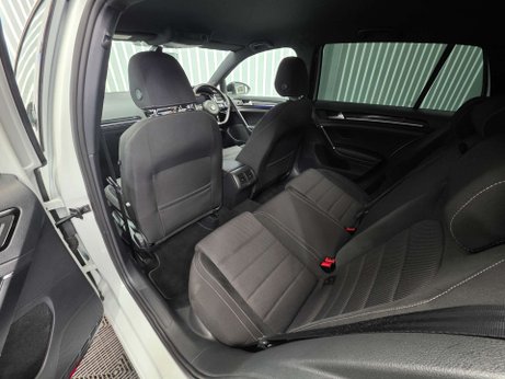 Volkswagen Golf 2.0 TSI R Hatchback 5dr Petrol DSG 4Motion Euro 6 (s/s) (310 ps) 20