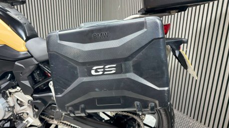 BMW F750GS 2018 ADVENTURE BIKE FULL LUGGAGE 30K NEW MOT 850CC 34