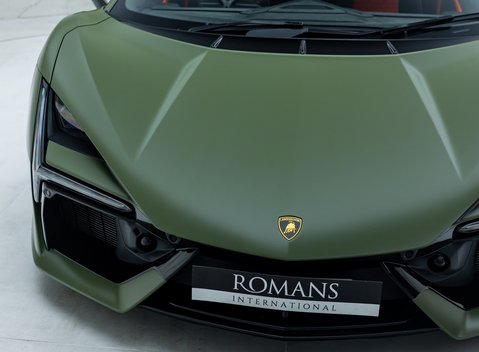 Lamborghini Revuelto 33
