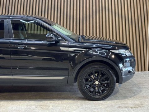 Land Rover Range Rover Evoque 2.2 Range Rover Evoque Pure eD4 4x2 5dr 14