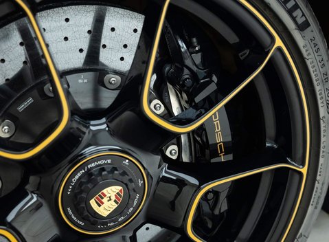 Porsche 911 Turbo S Exclusive Series (991) 38