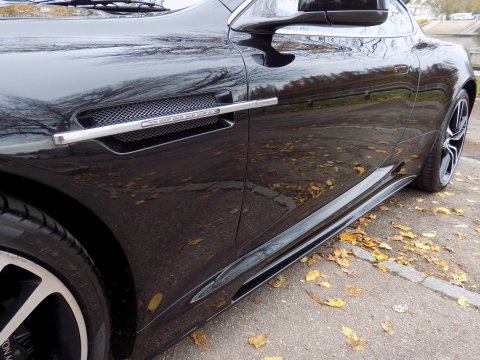 Aston Martin DBS 6.0 V12 Carbon Black Edition T-TronicII Euro 5 33