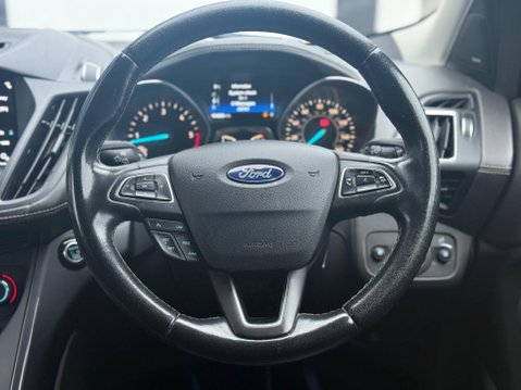 Ford Kuga 2.0 TDCi EcoBlue Vignale Euro 6 (s/s) 5dr 39
