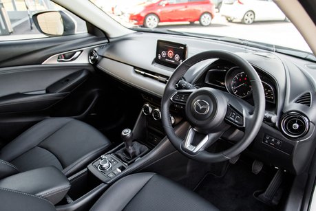 Mazda CX-3 SPORT NAV PLUS