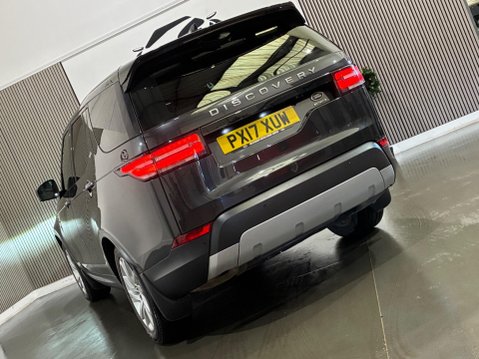 Land Rover Discovery 3.0 TD V6 HSE Auto 4WD Euro 6 (s/s) 5dr 63