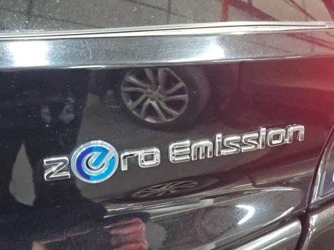Nissan LEAF N-Connecta 5dr 87