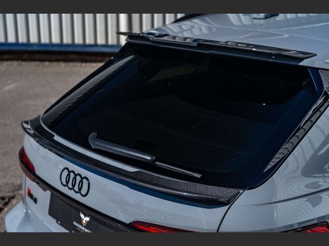 Audi RS6 4.0 RS 6 Carbon Black TFSI MHEV Quattro Auto 4WD 5dr 20