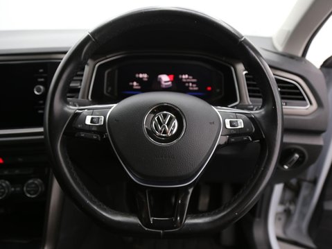 Volkswagen T-Roc 1.0 TSI SE Euro 6 (s/s) 5dr 10