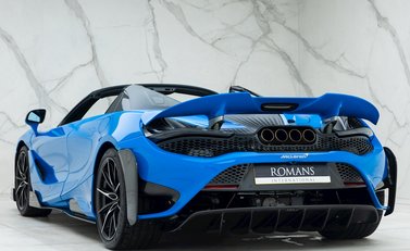 McLaren 765LT Spider 4