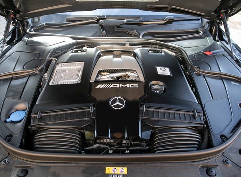 Mercedes-Benz S Class S63 Coupe 28