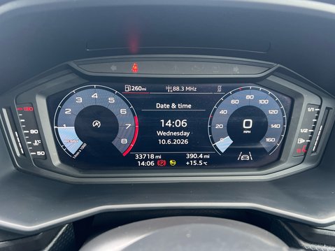 Audi A1 SPORTBACK TFSI TECHNIK 11