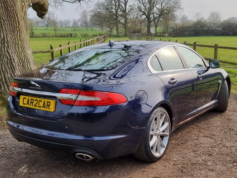 Jaguar XF D PORTFOLIO 5
