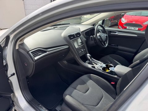 Ford Mondeo 2.0 TDCi Titanium Powershift Euro 6 (s/s) 5dr 59
