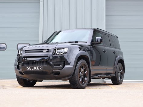 Land Rover Defender 110 HARD TOP SE MHEV super low miles styled by SEEKER UK ask about rear seats 