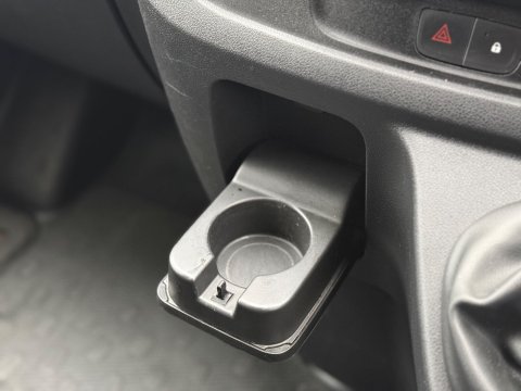 Vauxhall Vivaro 1.6 CDTi 2900 BiTurbo ecoFLEX L2 H1 Euro 6 (s/s) 5dr (9 Seat) 24