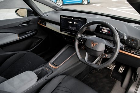 Cupra Born V2