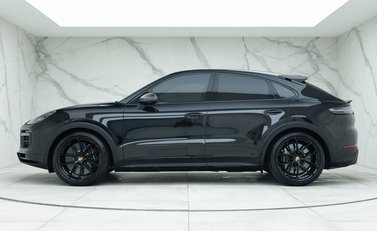 Porsche Cayenne Turbo GT 2