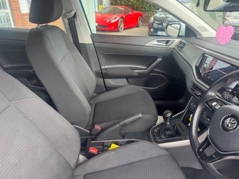 Volkswagen Polo 1.0 TSI SE Euro 6 (s/s) 5dr 23