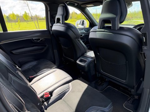 Volvo XC90 2.0 D5 PowerPulse R-Design Auto 4WD Euro 6 (s/s) 5dr 42