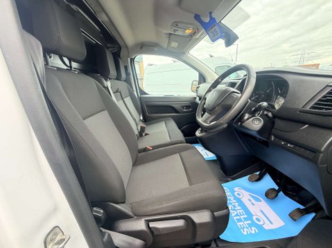 Peugeot Expert 1.5 Expert Professional Premium + L2 BlueHDi 17