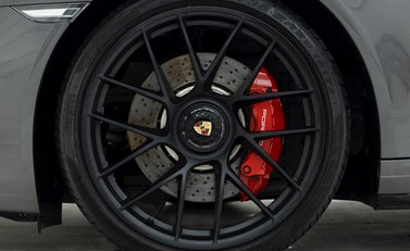 Porsche 911 Targa 4 GTS (991.2) Targa 11