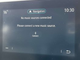 Renault Captur 1.6 Captur Techno E-Tech PHEV Auto 5dr 35