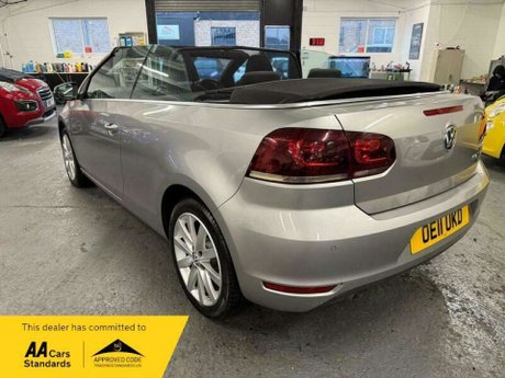 Volkswagen Golf 1.6 TDI BlueMotion Tech SE Cabriolet Euro 5 (s/s) 2dr 4