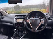 Nissan Navara 2.3 Navara Tekna dCi 4WD 5dr 17