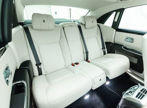 Rolls-Royce Ghost Series II 13